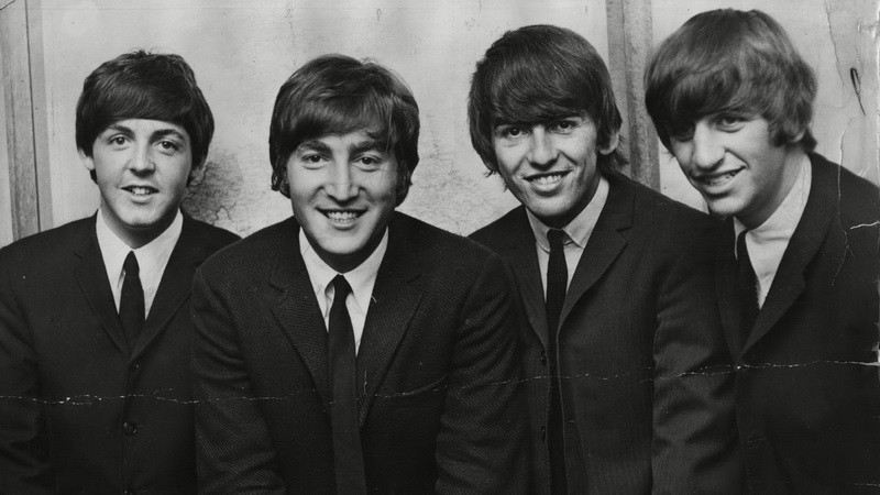 Beatles_skupina_čiernobiela foto